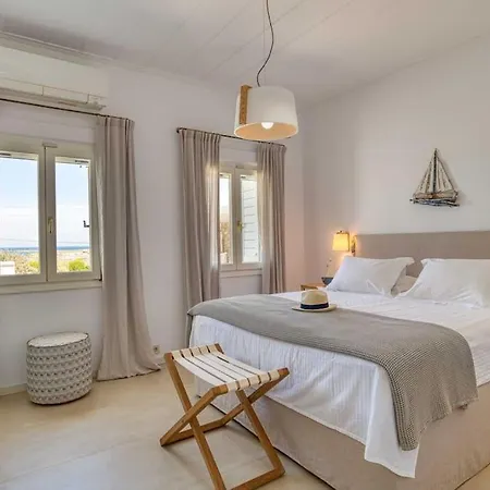 Grand Reve Paros Науса