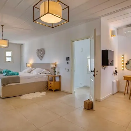 Grand Reve Paros * Науса